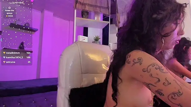 Miniadelf Live XXX Chat