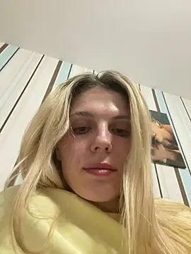 My_Hotgirl's Live XXX Chat