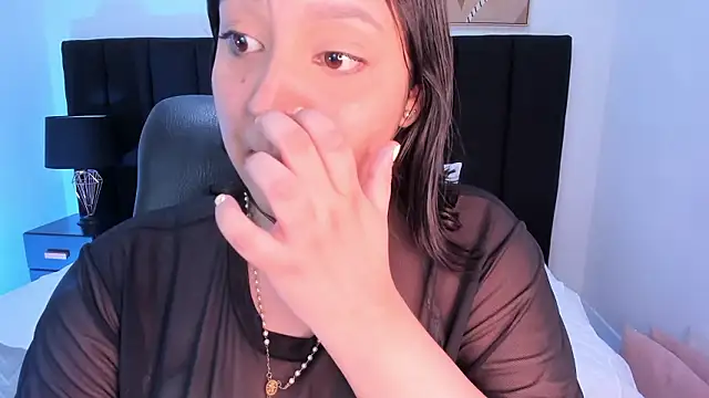 dullce77 live XXX chat