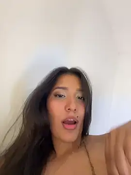 Chat +18 de IsabellaJoness_ ao vivo