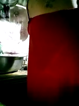 Hotmommax's Live XXX Chat