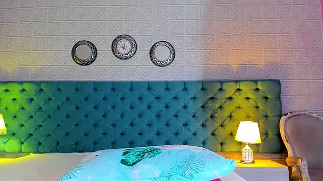 Chat +18 de GirafMusic ao vivo