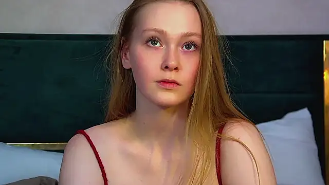 AgataFoxley Show in webcam