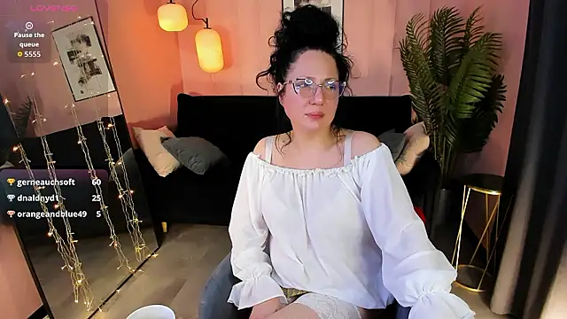 Anita_Muse Adlı Modelin Canlı XXX Sohbeti