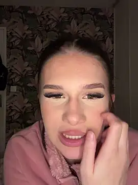 Leanna92ii webkamerás műsora