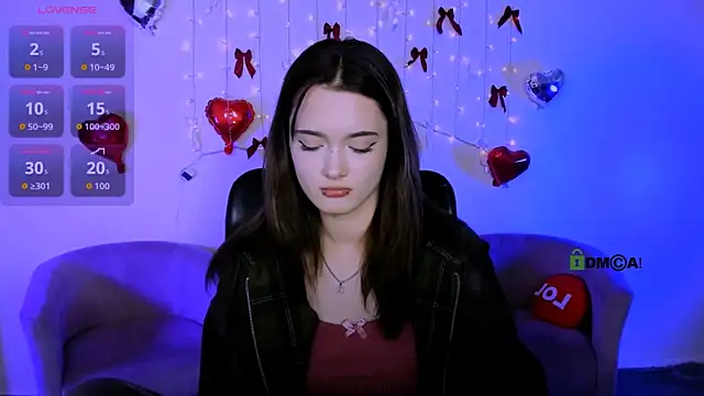 liana_kisses 即時 XXX 聊天