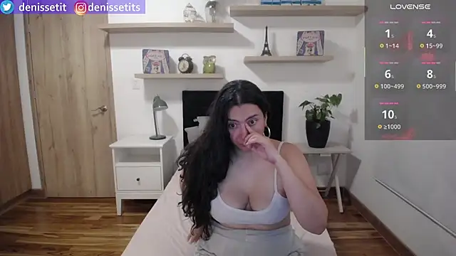 Chat XXX ao vivo de DenisseTits
