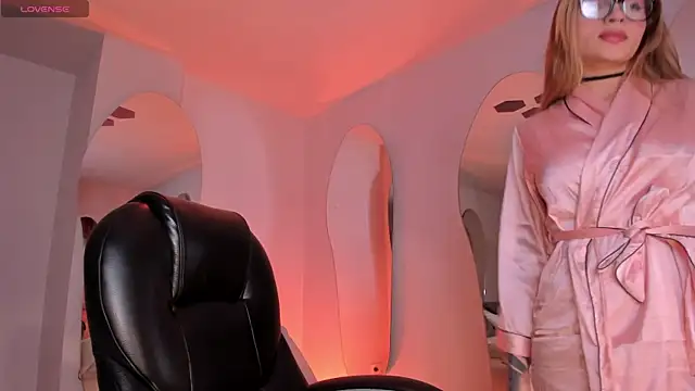 LexieWayne Adlı Modelin Canlı XXX Sohbeti