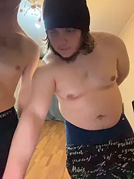 desiredude9 লাইভ XXX চ্যাট