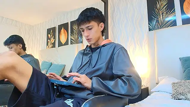 Lean_Portman: онлайн-секс-чат