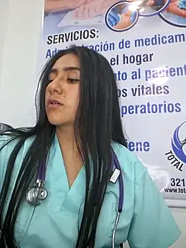 Chat XXX en directo de CAROLINE__07