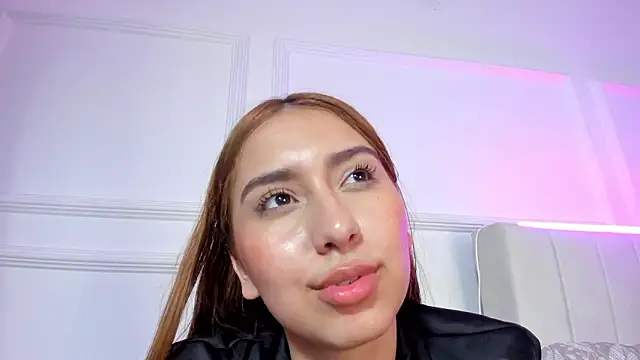 ada_belucci – Naživo XXX chat