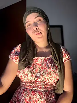 MatchedEyebrow Chat XXX live