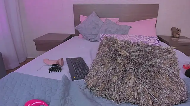 Katyrousee Adlı Modelin Canlı XXX Sohbeti