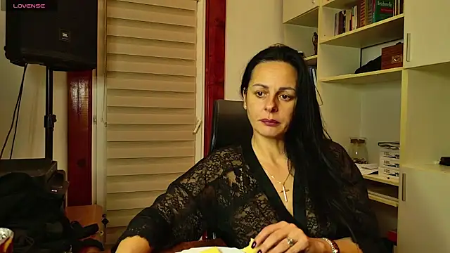 MiriamDelyn: онлайн-секс-чат