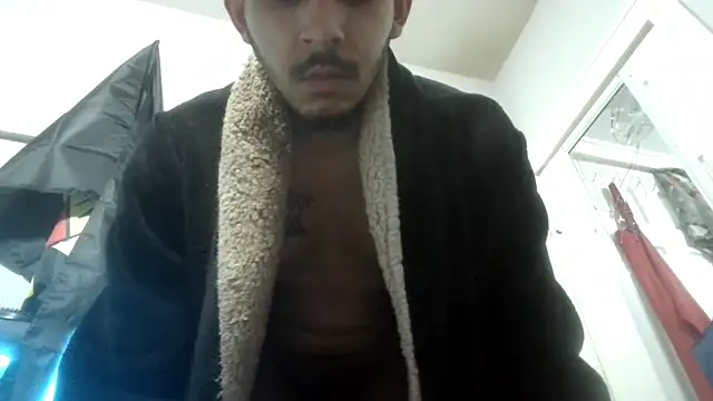 Chat +18 de bigdickjojo69 ao vivo