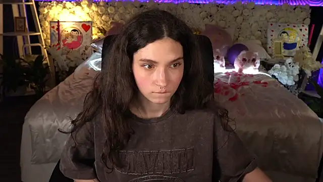 BabyFlowerr's Live XXX Chat