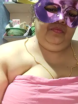 tamilthanushri Live XXX-Chat