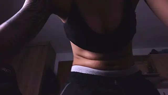 Cutie_Shy_ Chat XXX live