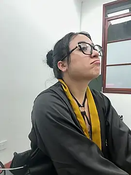 Lunaa_bellaa 现场XXX聊天