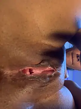 Онлайн чат XXX Sweetroseof