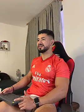 Chat XXX en directo de Ezzio_Scolaro