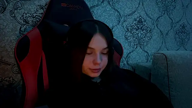 AkikoAnkrom Webcamshow