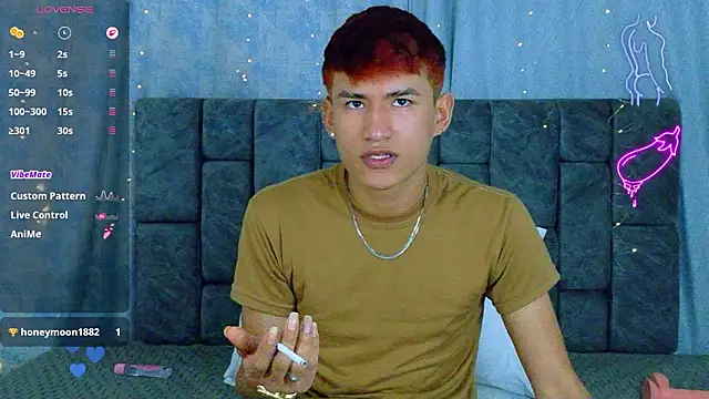 NicolasTorrez 网络视讯表演