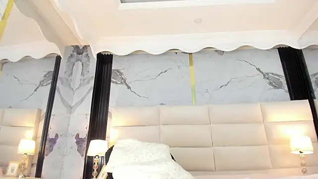 Princess_Violett's Live XXX Chat