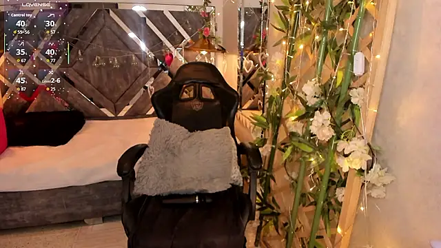 Živý XXX chat Nanachi_Cook