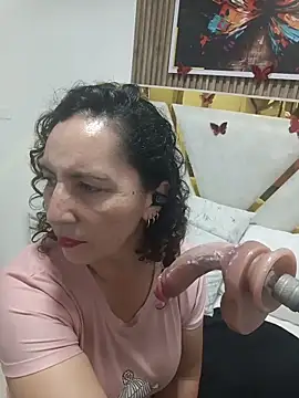 Luna_Naughty1's Live XXX Chat