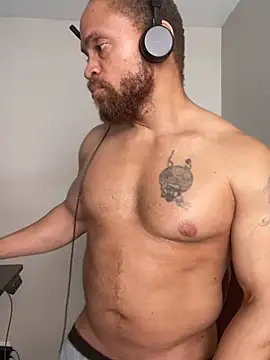 Fathero1time webcam show