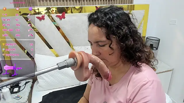 Sembang XXX Secara Langsung Luna_Naughty1