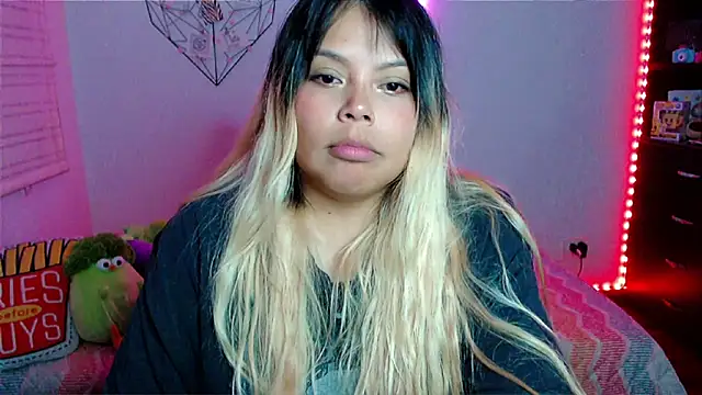 EllieMoonX Chat XXX live