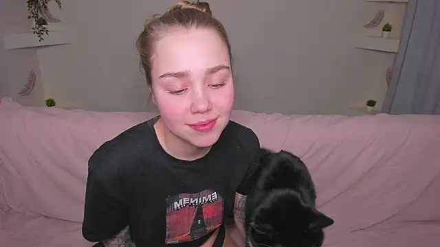 Sweet_Meg live XXX chat