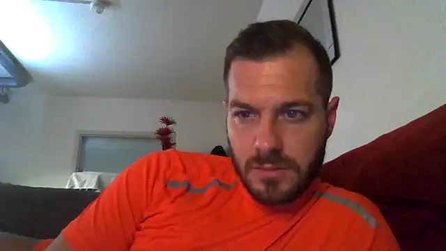 THE_CHEEKY_ALPHA Adlı Modelin Canlı XXX Sohbeti