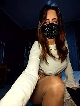 Akemi_rossi 现场XXX聊天