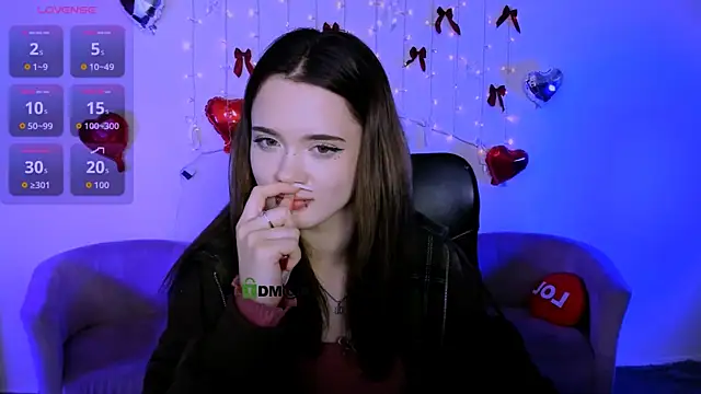 liana_kisses' Live XXX Chat