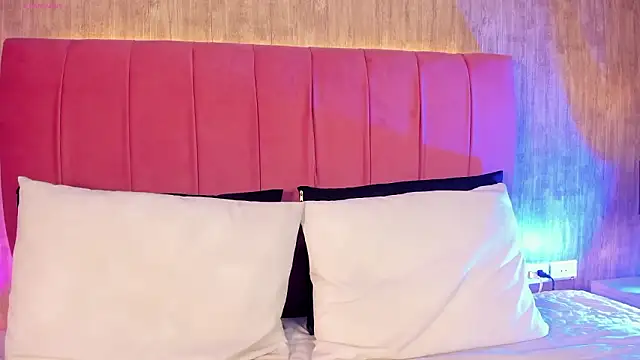 Chat XXX en directo de Kendra_kobein