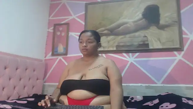 Chat XXX ao vivo de Doll_rihana