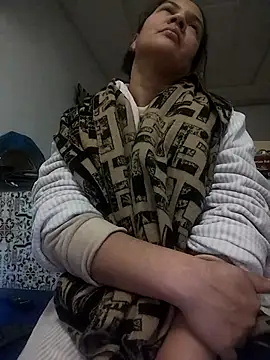 lolo890: онлайн-секс-чат