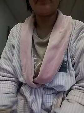 lolo890's Live XXX Chat