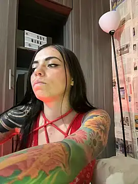 i_am_nina_ Chat XXX in diretta