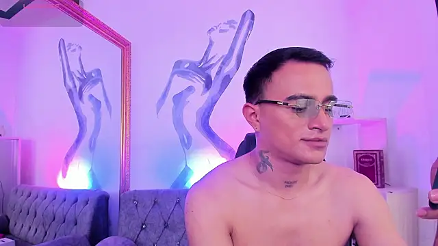 Chat XXX ao vivo de LiamDeep