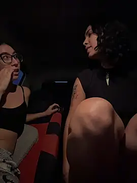 Chat XXX en directo de Alice_surprise