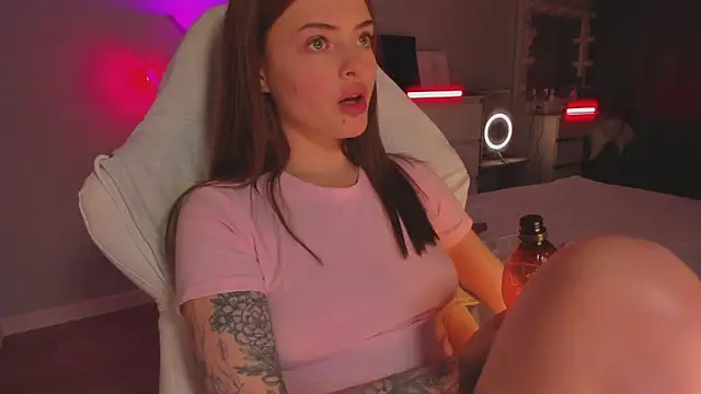 Beta_Beta Adlı Modelin Canlı XXX Sohbeti