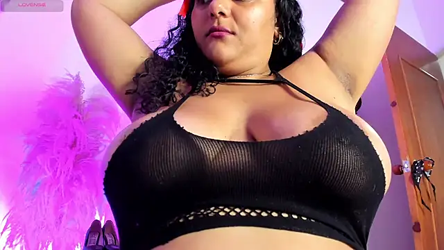 _aithanaa_n Live XXX chat