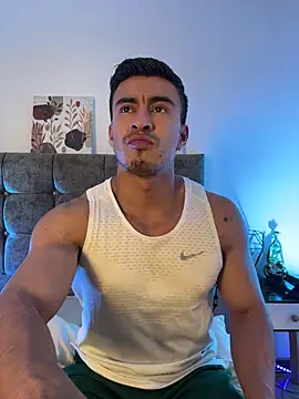 Chris_Clarck live XXX chat