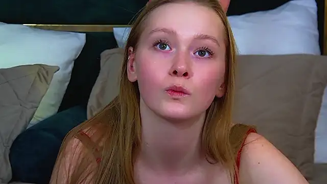 AgataFoxley Show in webcam