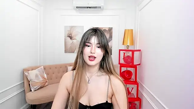 AnneTLi: онлайн-секс-чат